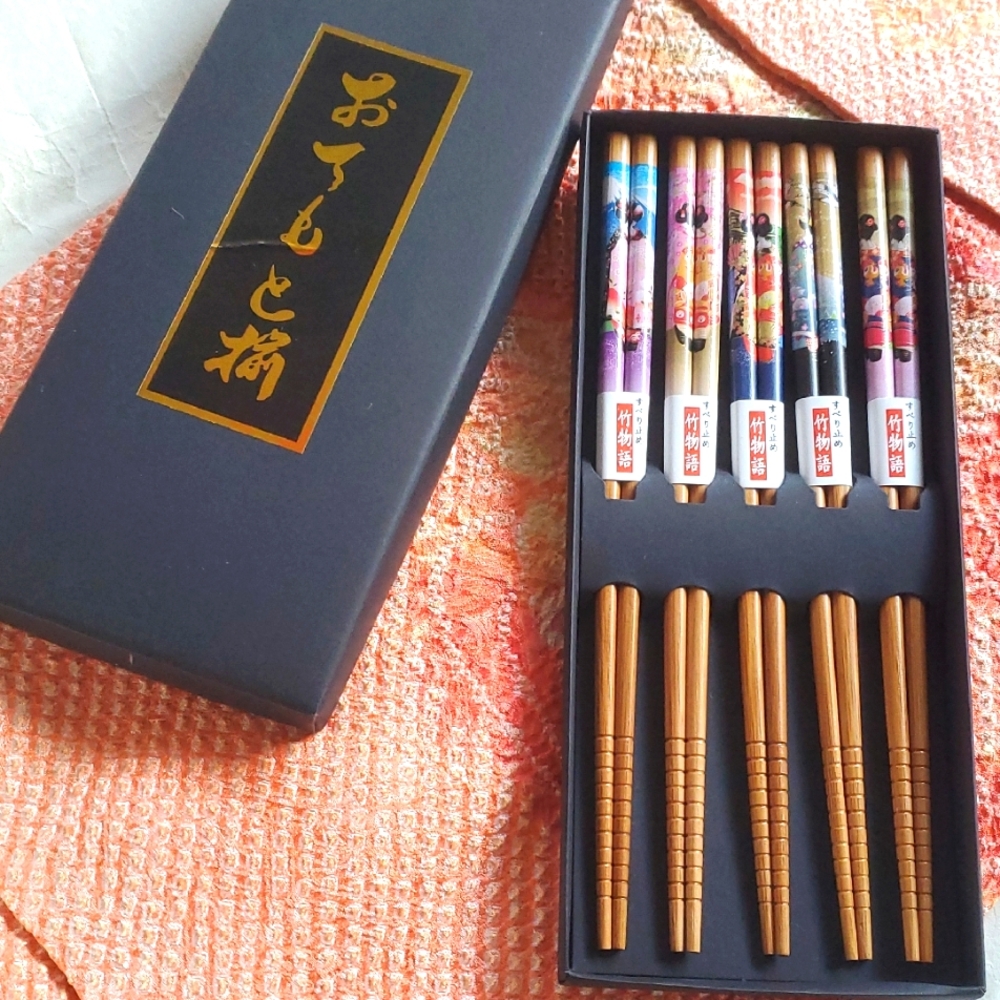 Japanese Chopstick Set with Maiko/Geisha Designs